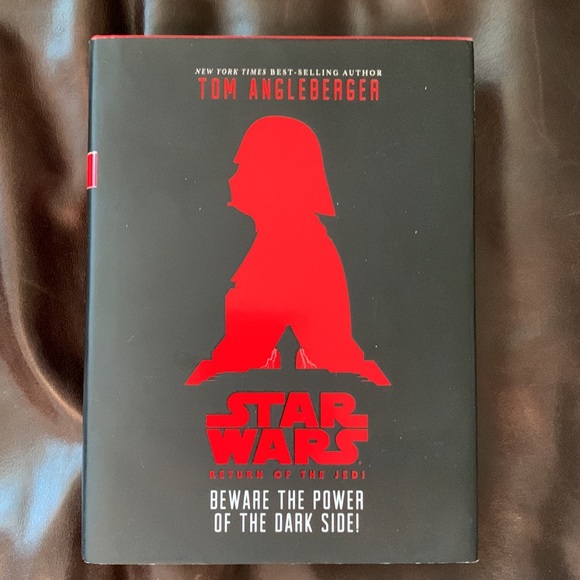 Bundle of Star Wars Hardcover Books - Picture 2 of 7